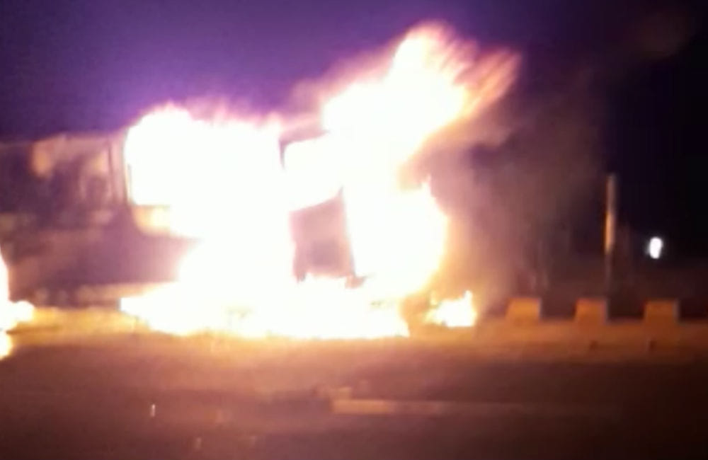 ambulance catches fire in ambulance on yamuna expressway