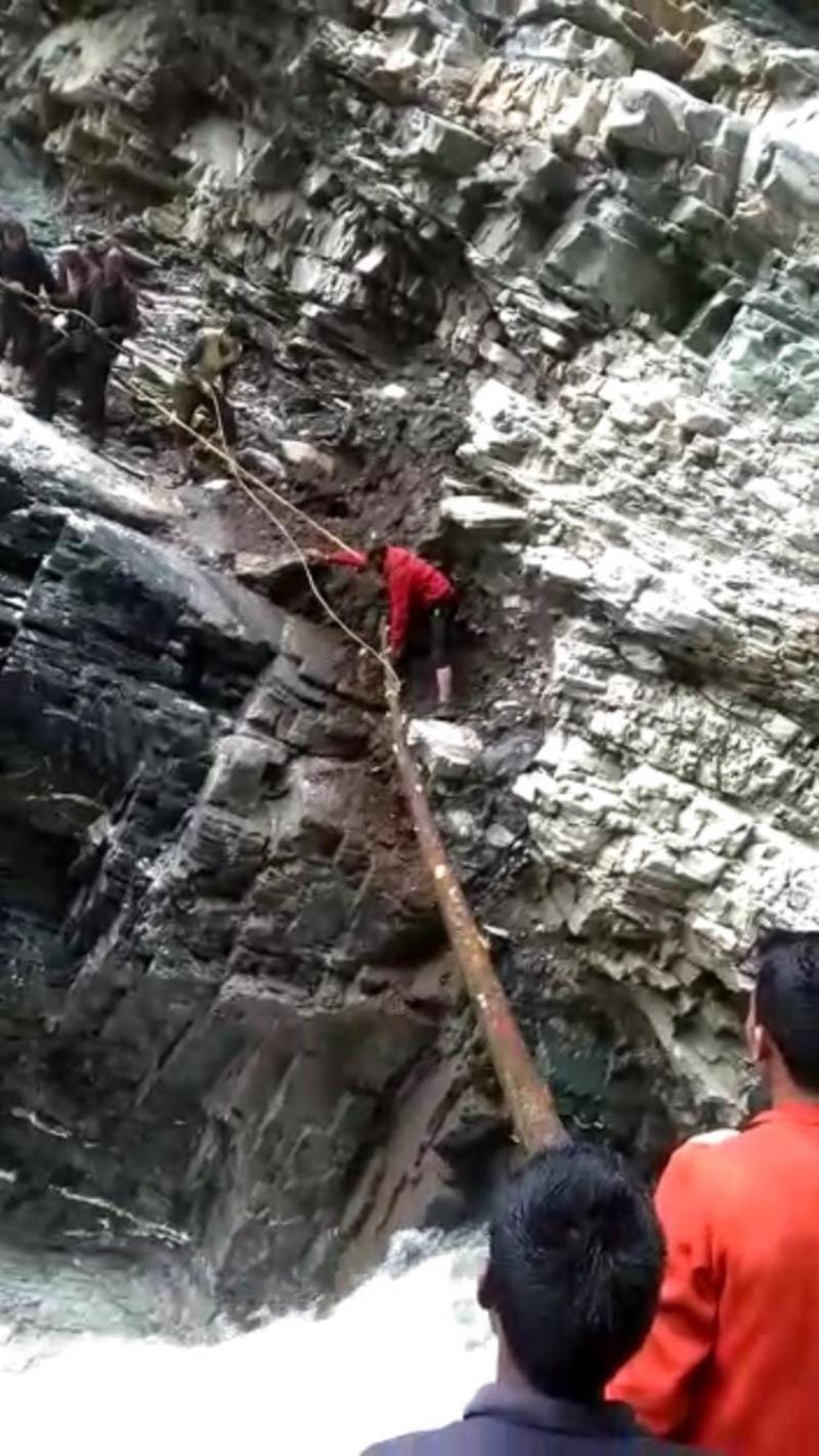 uttarakhand disaster villager made broken bridge