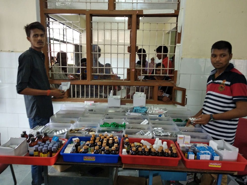 there are no medicines in district hospital