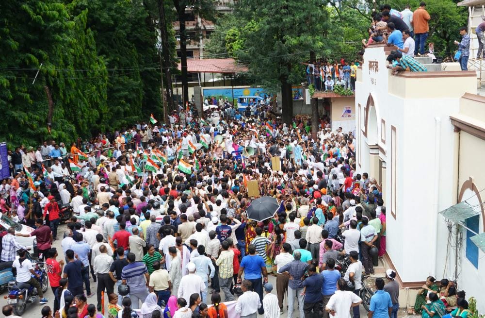 slum public protest in nagar nigam dehradun