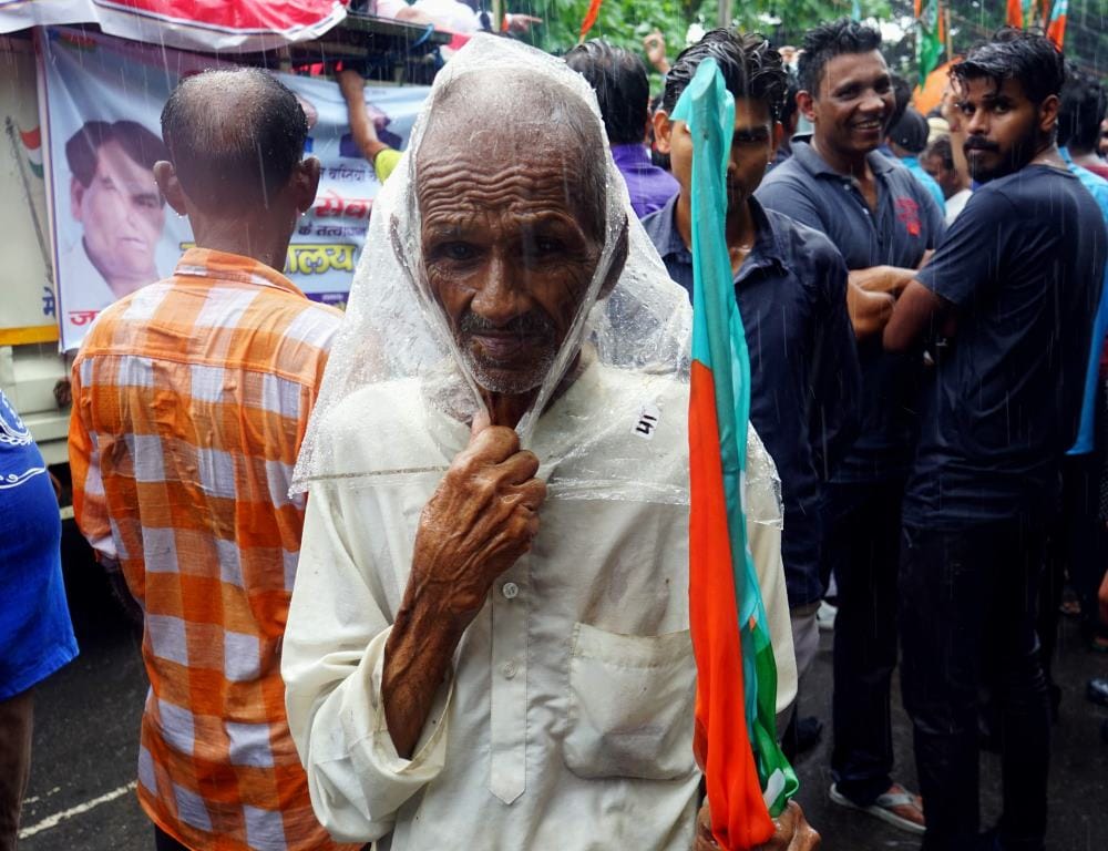 slum public protest in nagar nigam dehradun