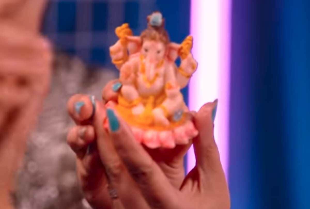 10 year old indian boy krishna perform on the voice kids uk
