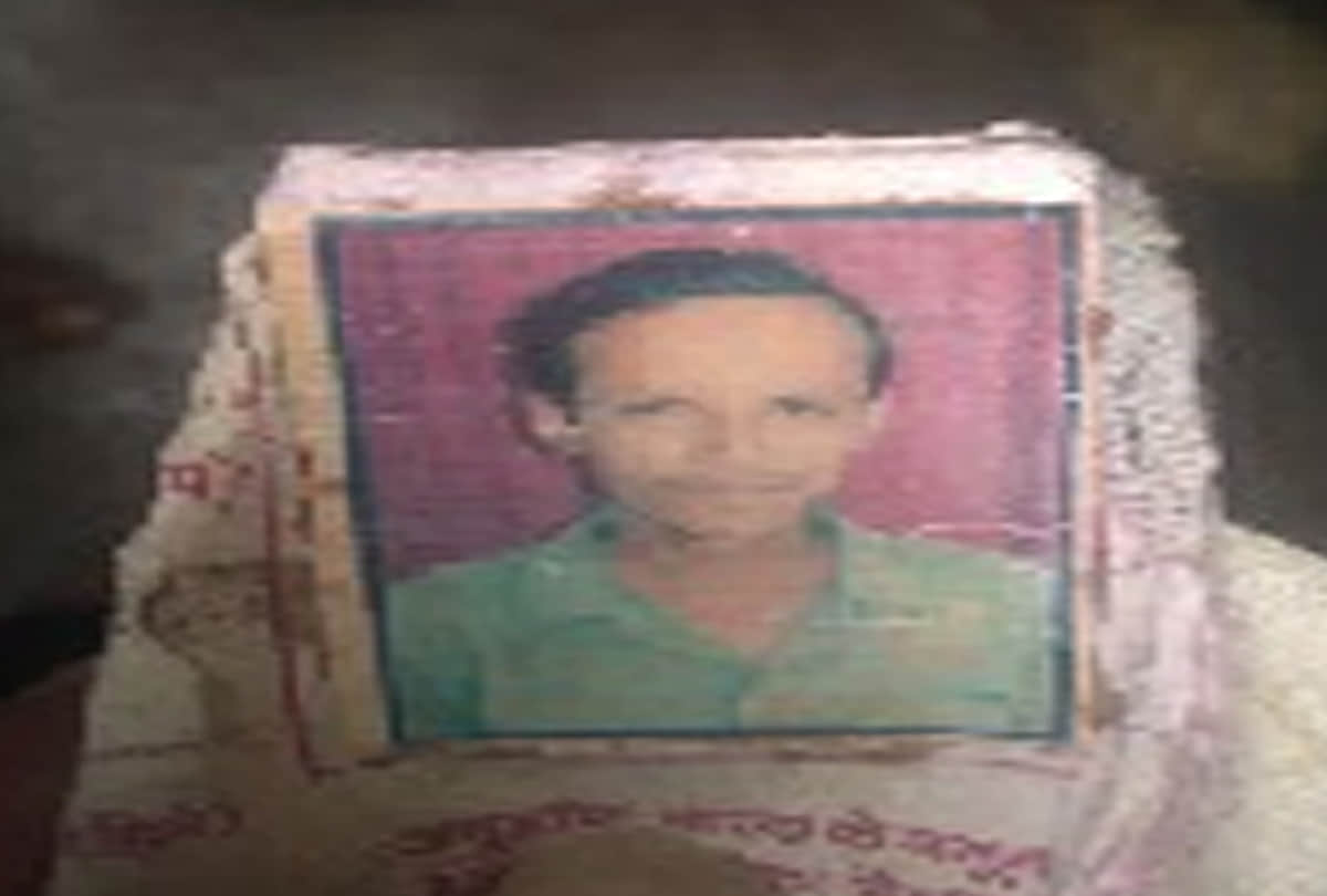 Widower commited suicide in auraiya 