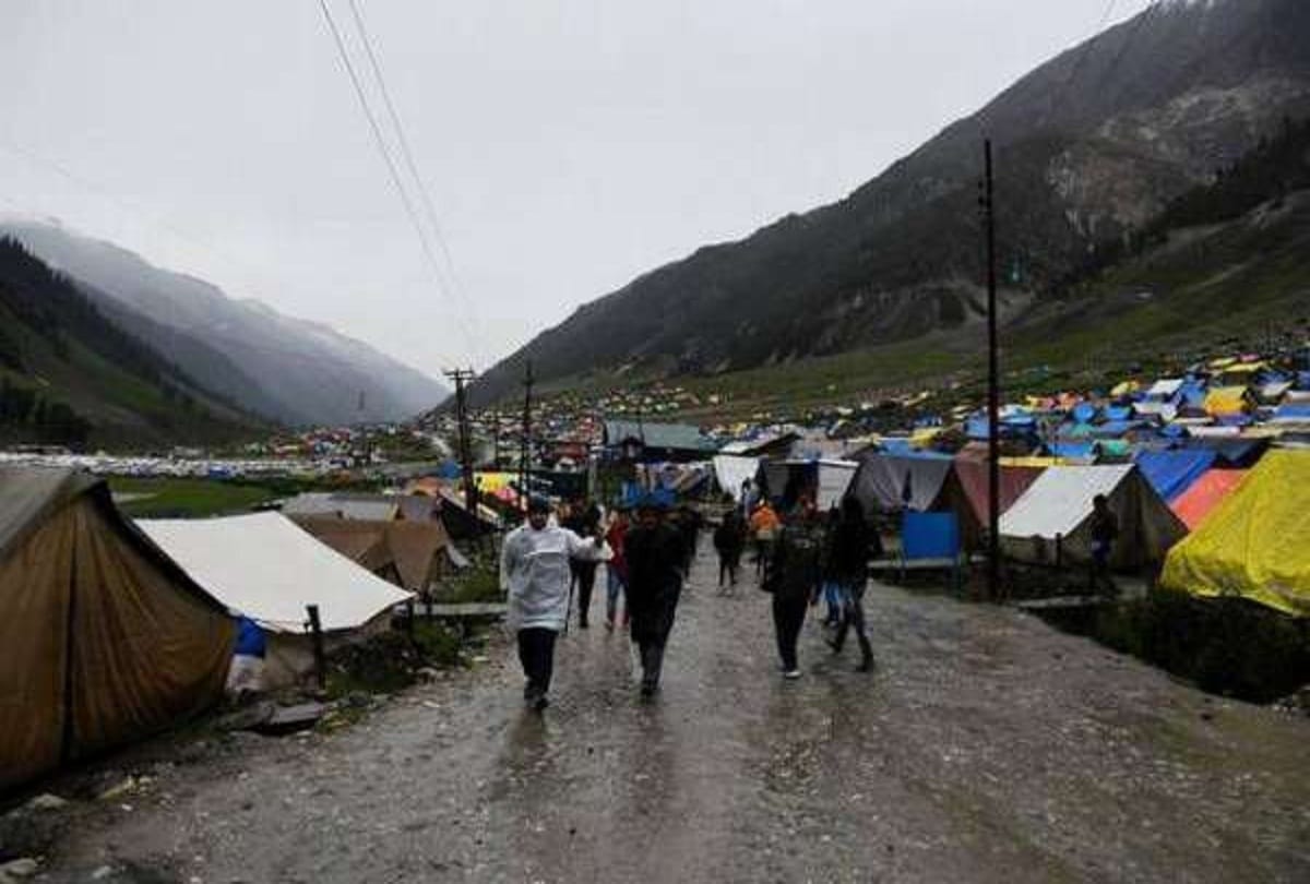 Medical team is helpless due to lack of ration at Baltal track