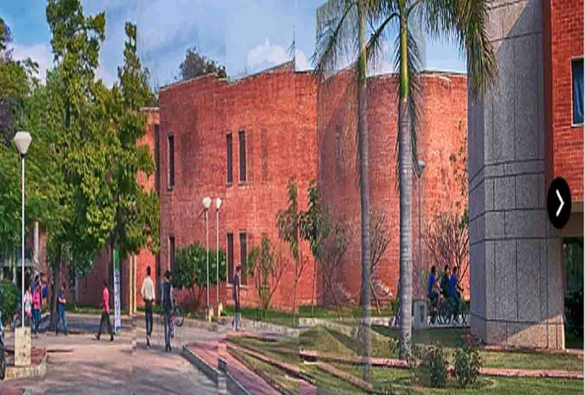 teachers will also be taught with the Students in kanpur IIT