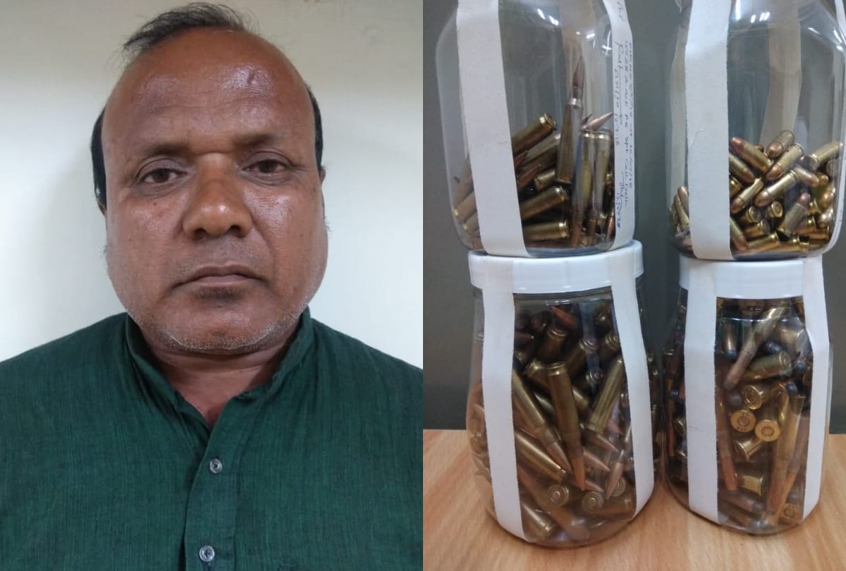 delhi police arrested a person with 400 cartridges of insas and slr was to send to maharashtra