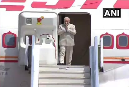 in four years narendra modi took 31 flights costing 387 crore rupees