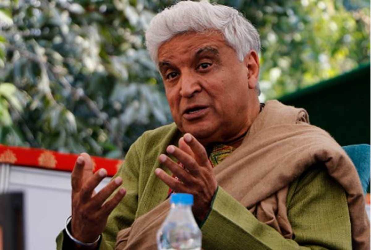 Javed akhtar share video RSS distributed food packets among the Muslims in Hyderabad