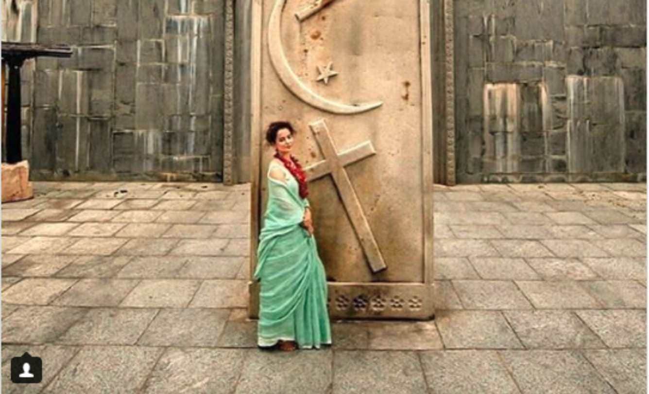 Kangana Ranaut seeking blessings of Adiyogi Shiva lingam
