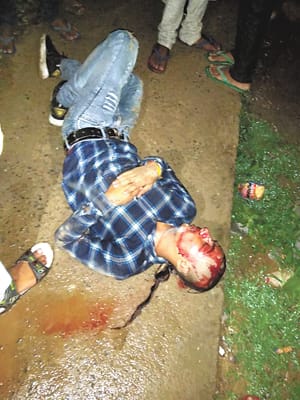Three youths moving from moving train, one killed
