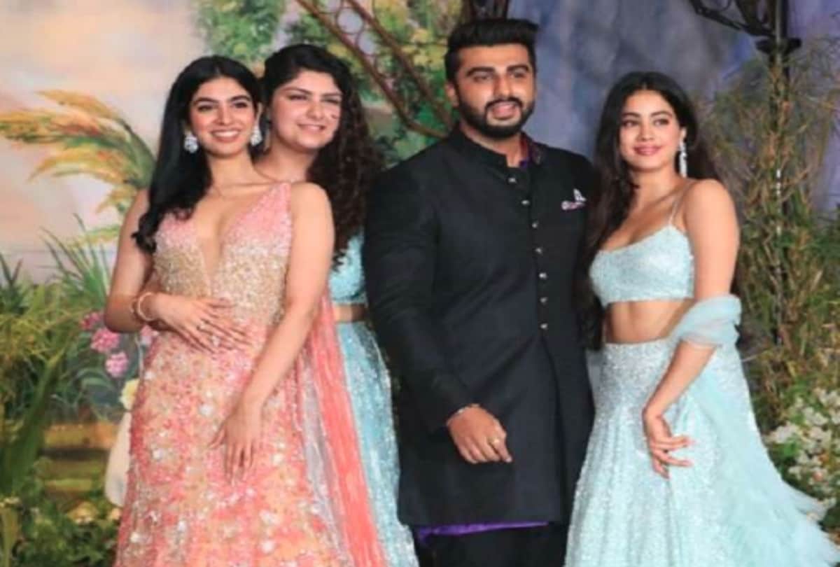 Arjun Kapoor befitting reply to a troll who call him molester