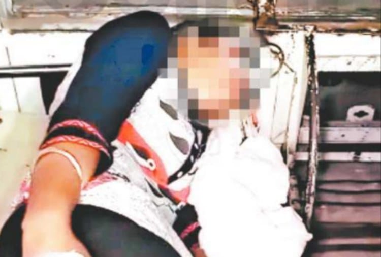 Girl Swallowed Poison outside Haryana CM House in Chandigarh