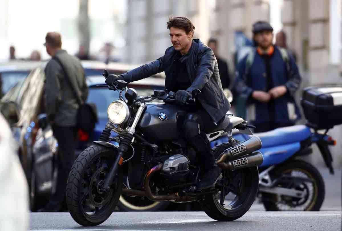 tom cruise mission impossible fallout may earn 10 crore in first day opening