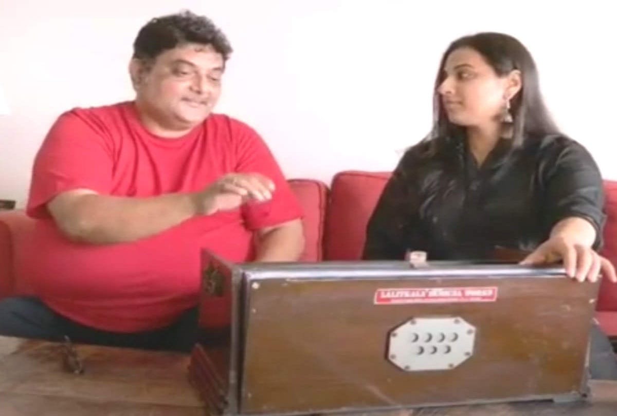 Vidya Balan is learning to play harmonium