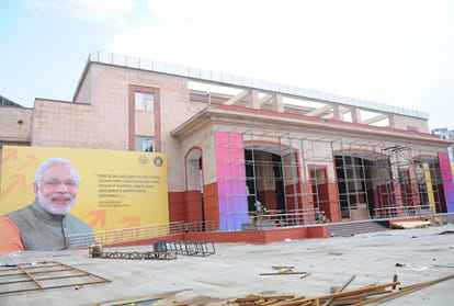 six color pass will be issued to enter in indra gandhi pratisthan