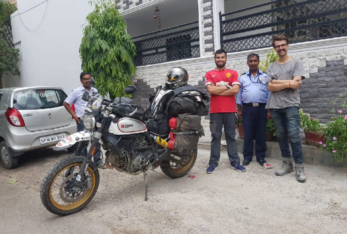 Bike ride for people aware about cancer and mental suffering