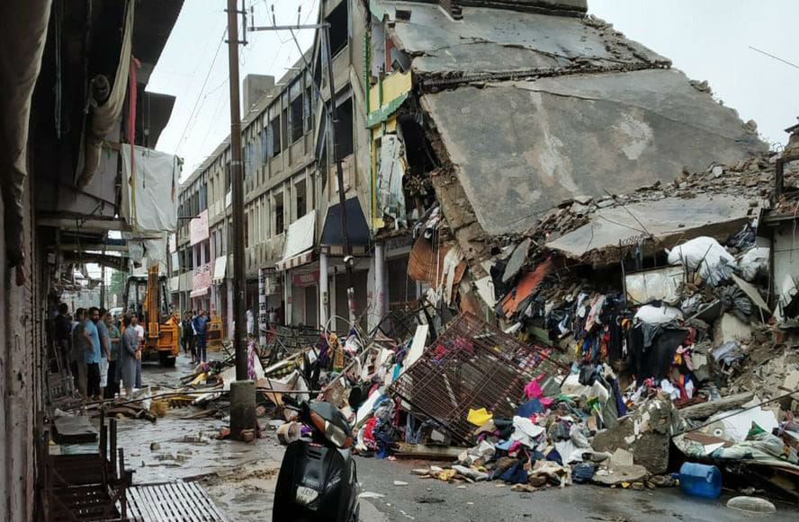 Heavy rains cause waterlogging in Agra