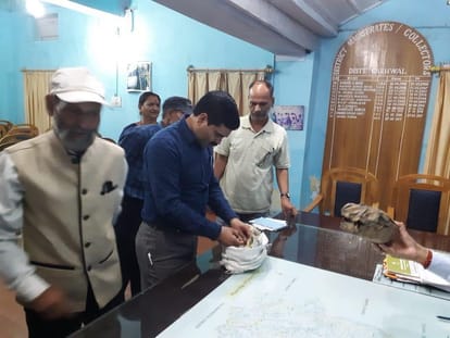 villager found gold coin in a temple at khirsu