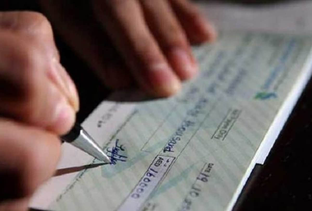 Important news regarding payment of check in bank