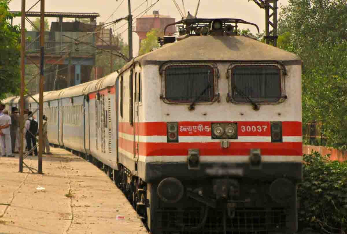 now book general and platform train ticket from mobile app