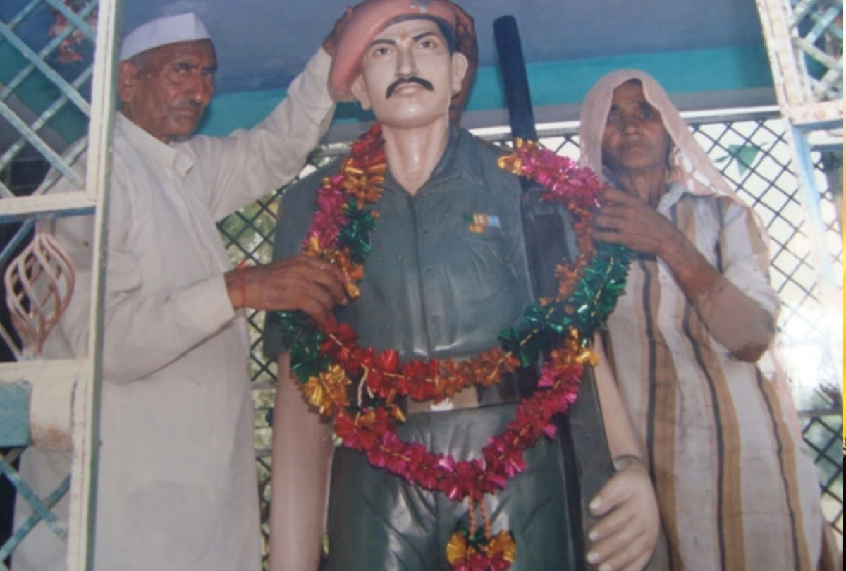 Kargil Vijay Diwas: martyr Rajesh bairaagi Family living a poor life in Saharanpur