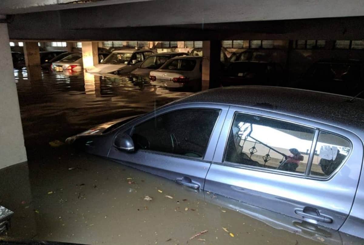 see in photos delhi ncr receive heavy rainfall collapse one died of current road cave and all update