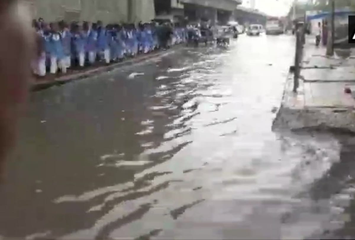 see in photos delhi ncr receive heavy rainfall collapse one died of current road cave and all update