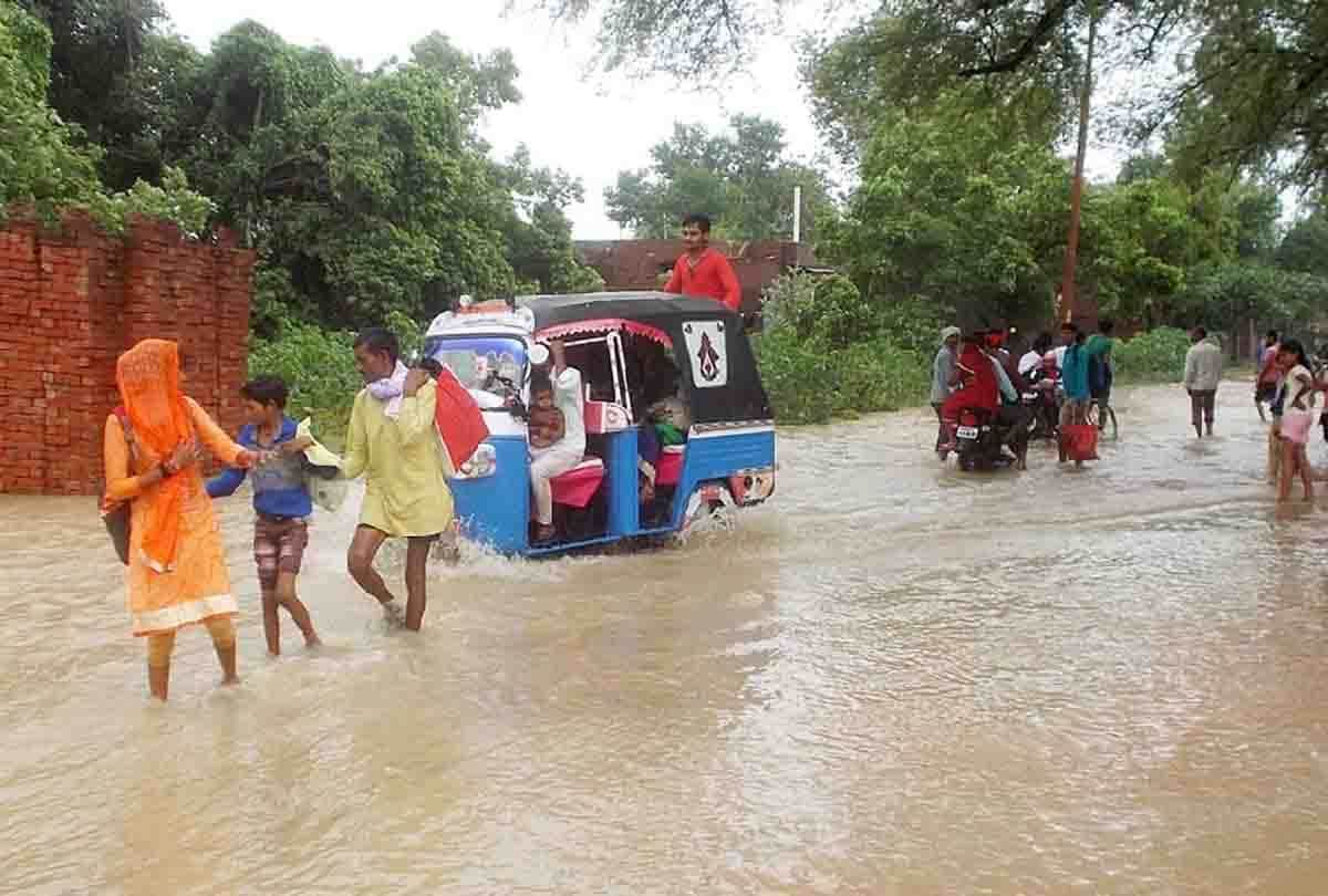 heavy rain fall in orai