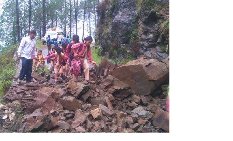 Due to rain and rain water of Rakshi damaged