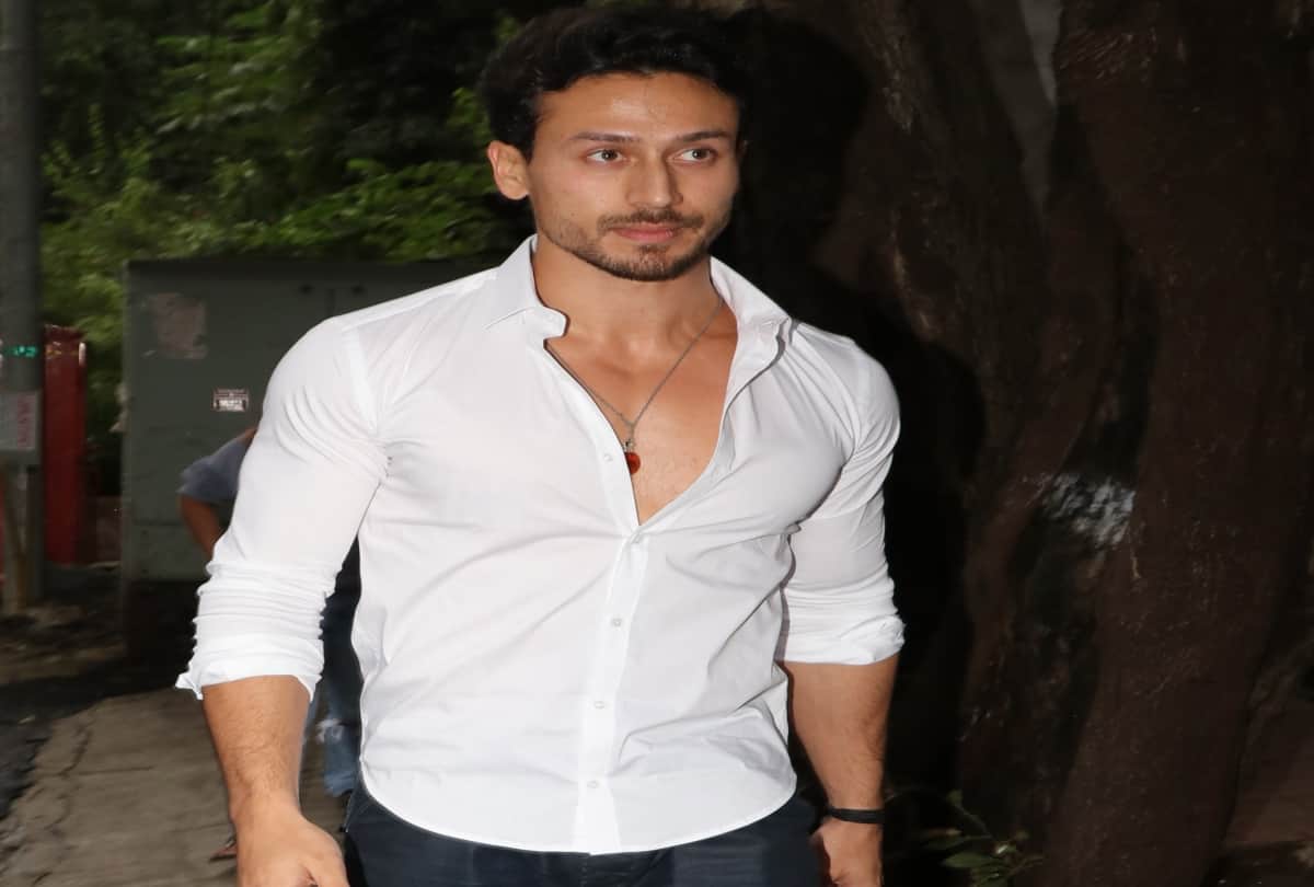Bollywood actor Tiger Shroff will do lip lock kiss on film