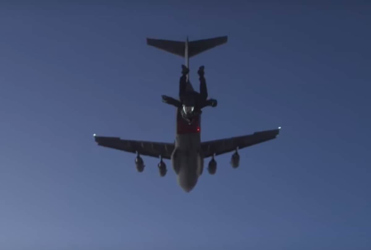 Impossible stunt of Tom Cruise Mission Impossible Fallout