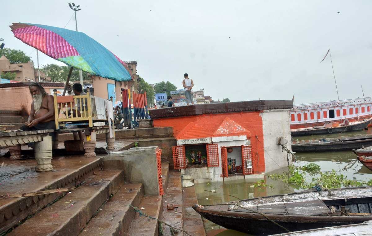 Rain in purvanchal affect many people one killed
