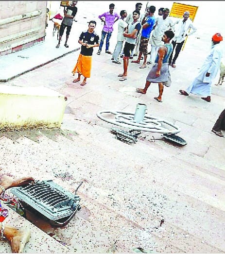 High mask breaks broken, woman's death