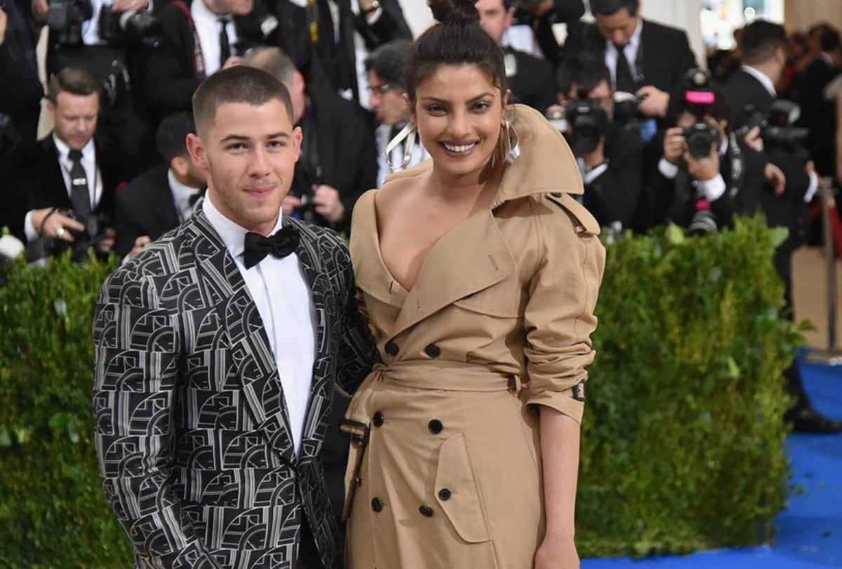 Life Before Priyanka Chopra Does Not exist Nick Jonas shows first messages to her