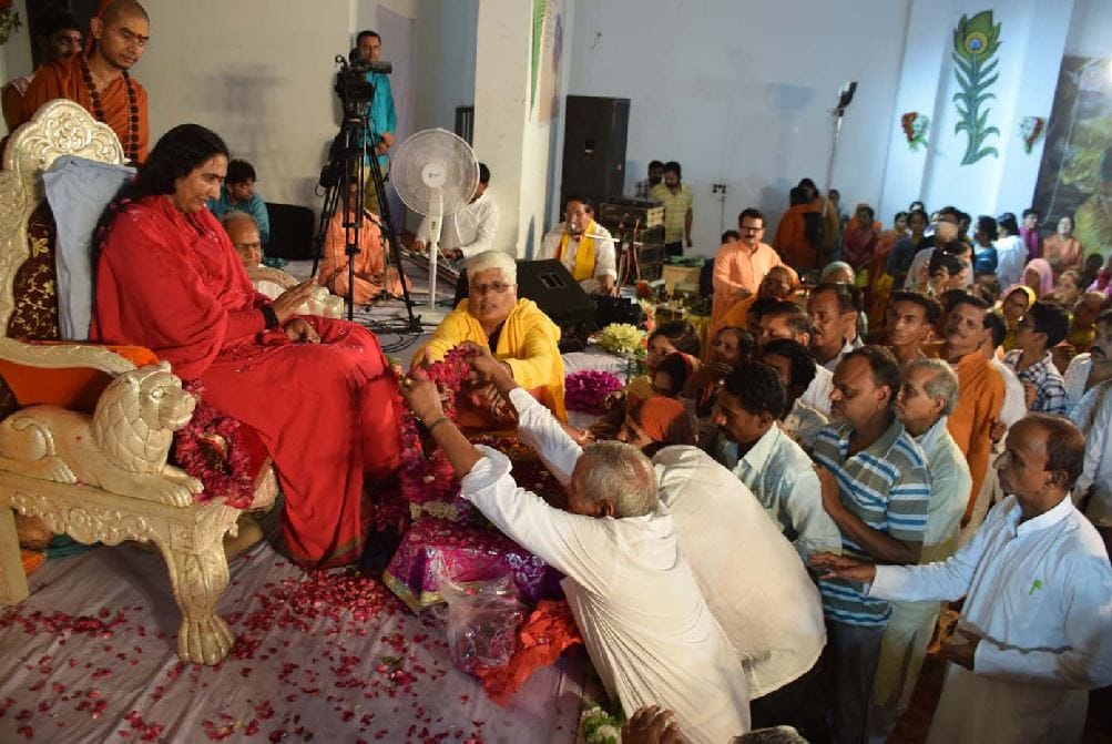 guru purnima celebrations at ashrams in vrindavan