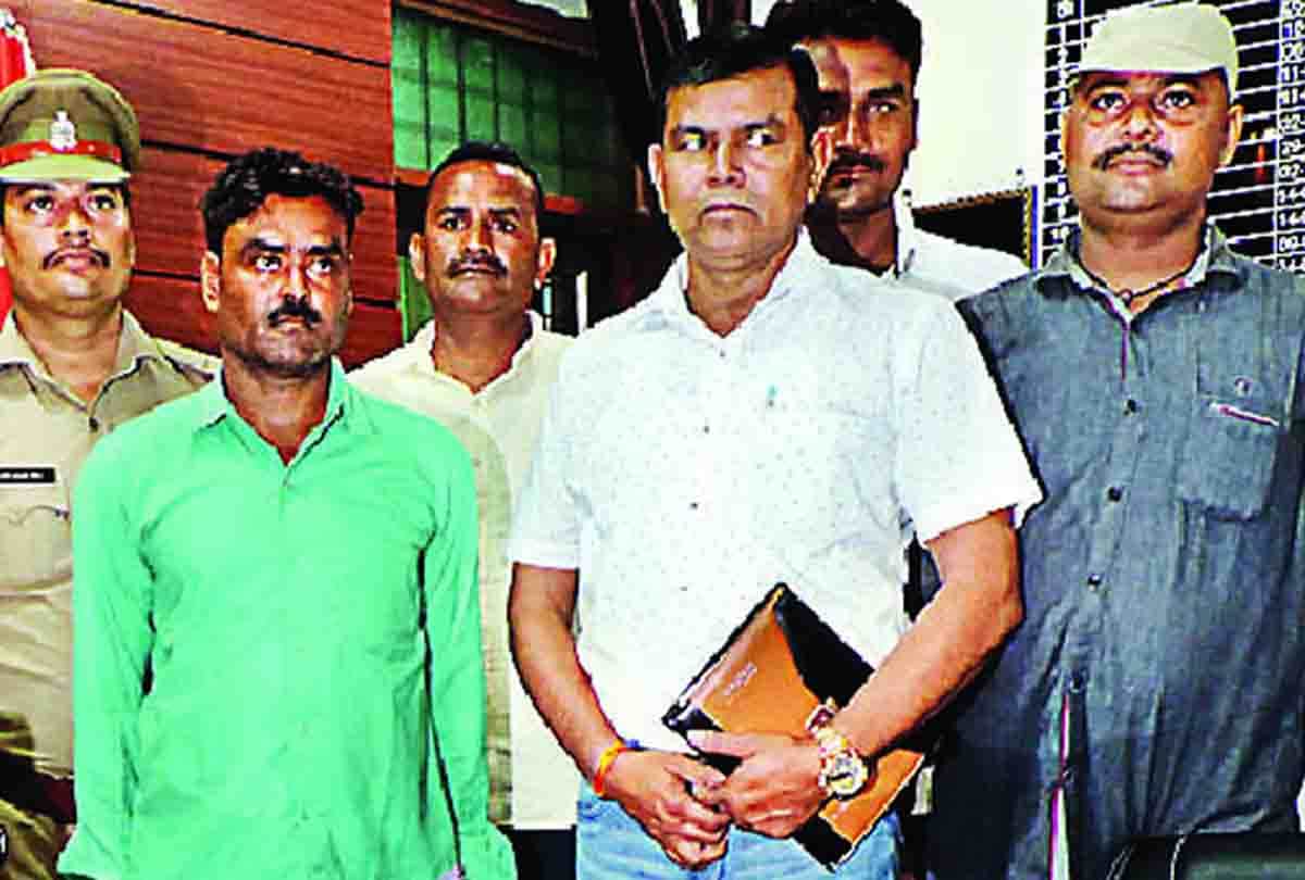 police caught illegal arms factory 