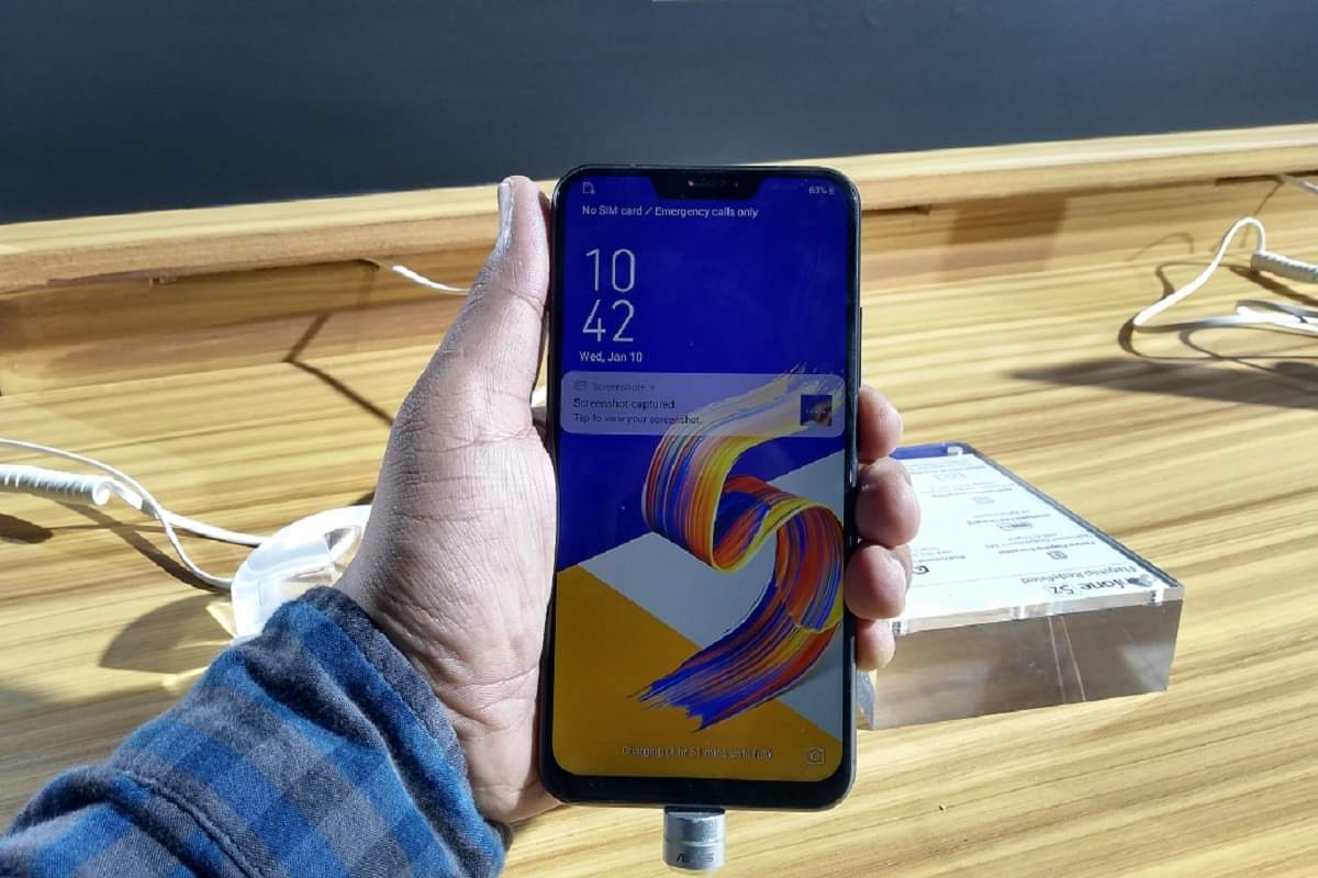 Asus 5Z Price cut in India for Limited Period, Now Starts at Rs 21,999