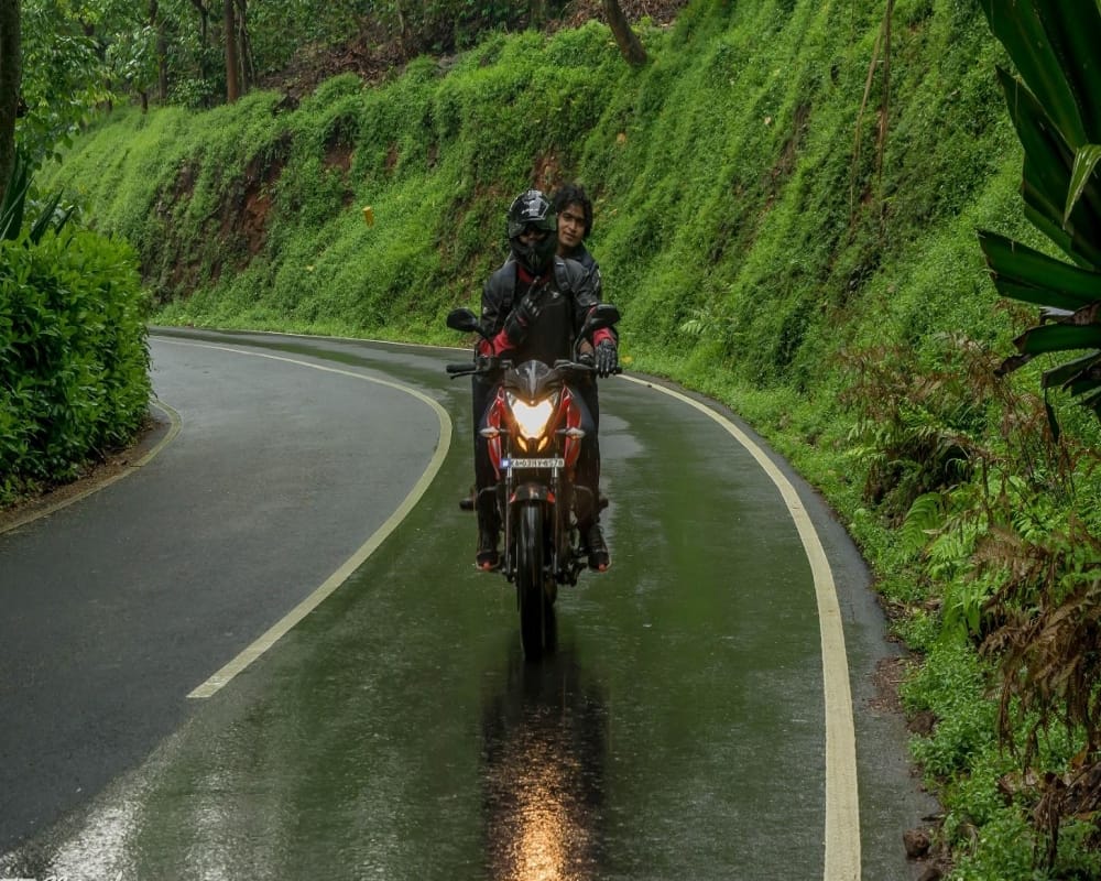Girls often wants to do these 5 things in the rainy season