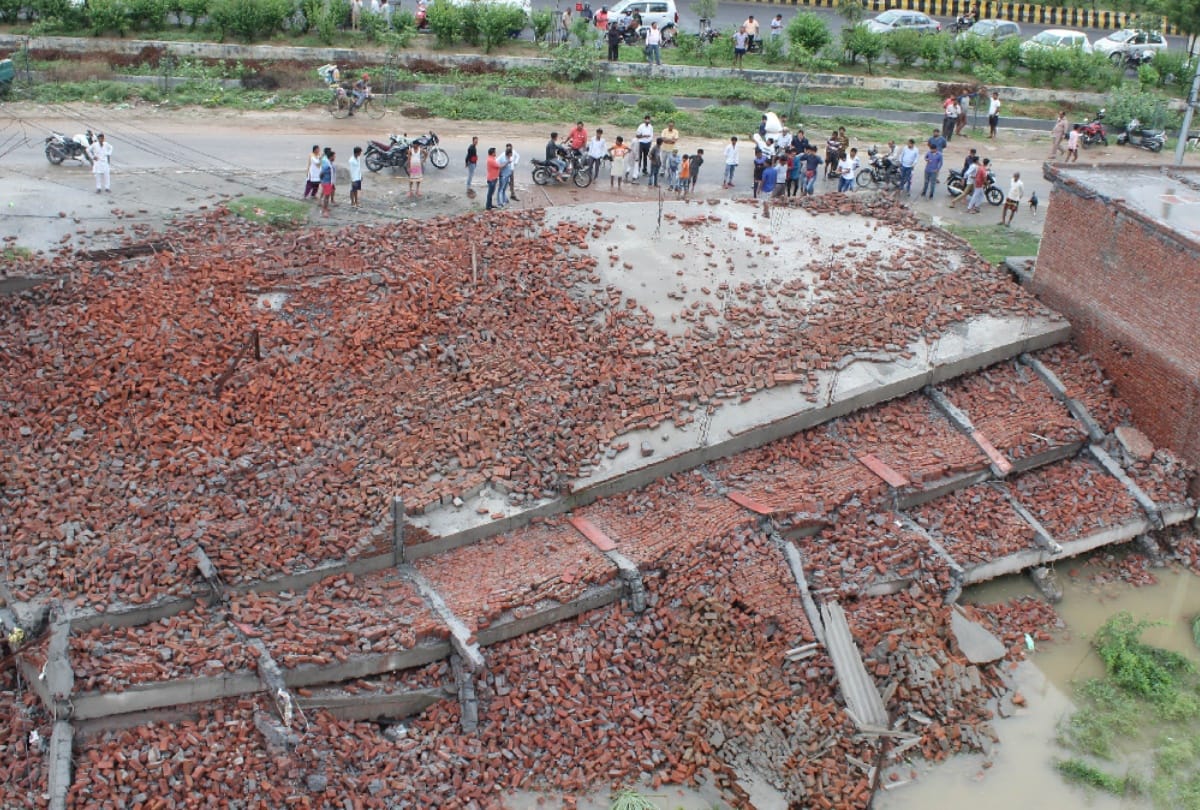3 storey under construction building collapse in noida