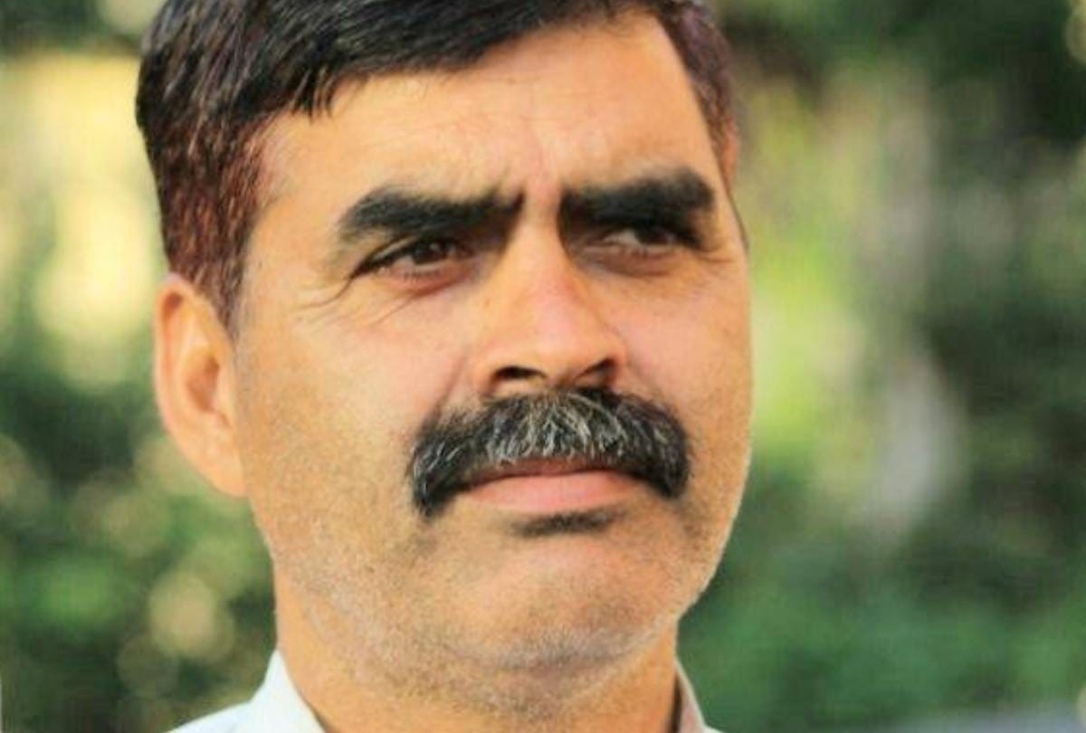 Police lodges FIR against Ex Congress MLA Bumber Thakur