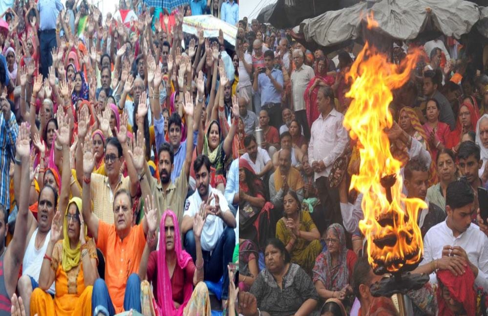 chandra grahan before ganga arti in har ki pedi