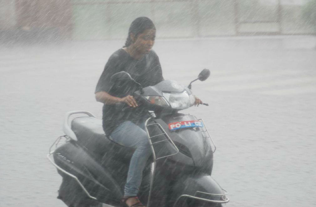Heavy rain alert for next three days in agra