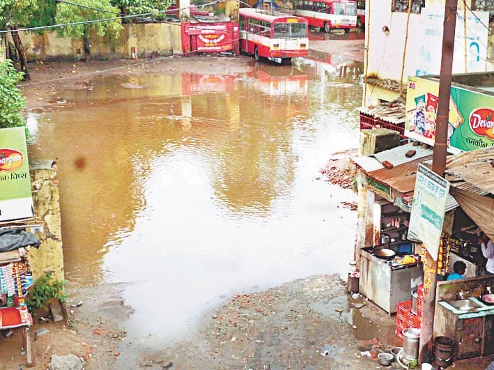 heavy rain,water loging