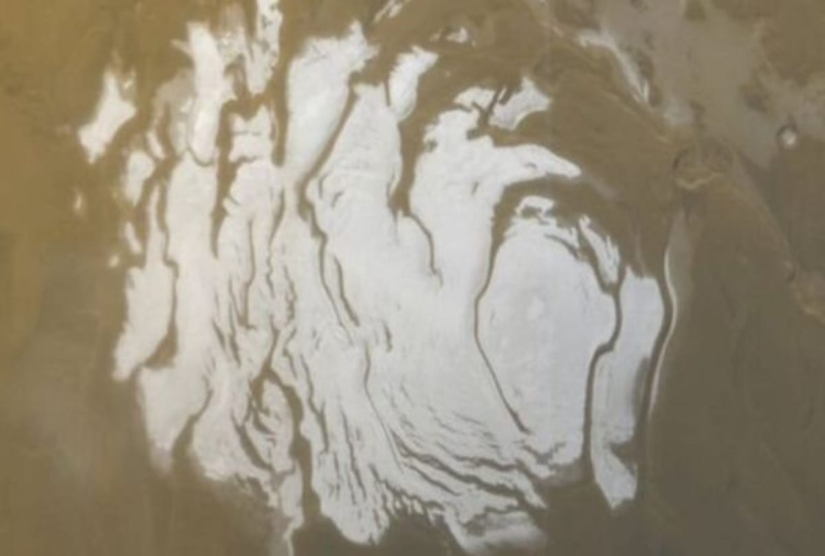 The lake of liquid water found on Mars