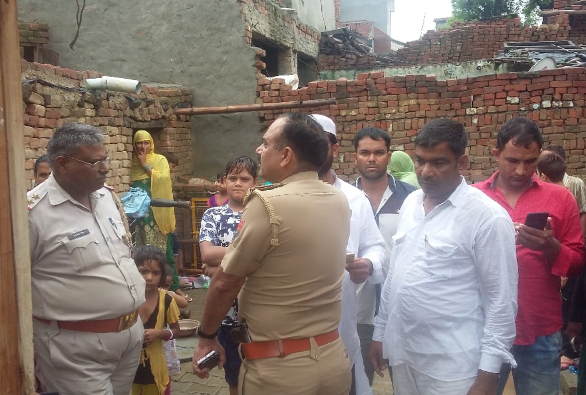 UP: The roof of the house becomes havoc in the rain, two children died, many injured 