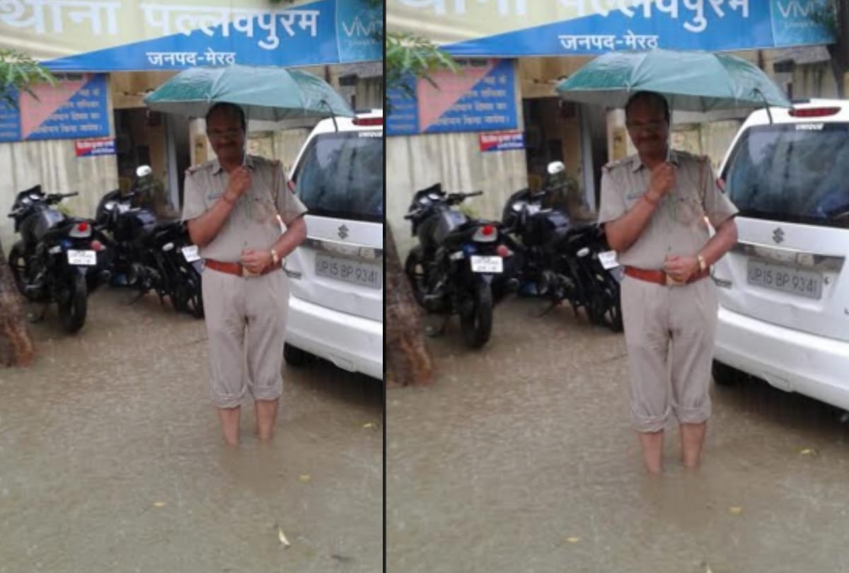 Up police officers shows courage in the heavy rain 5 special pics