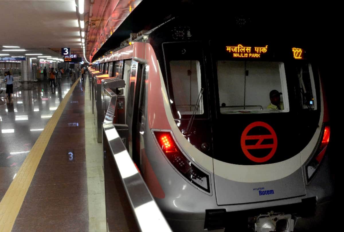 South Campus Lajpat Nagar second line of Delhi Metro Pink Line has been prepared for passengers