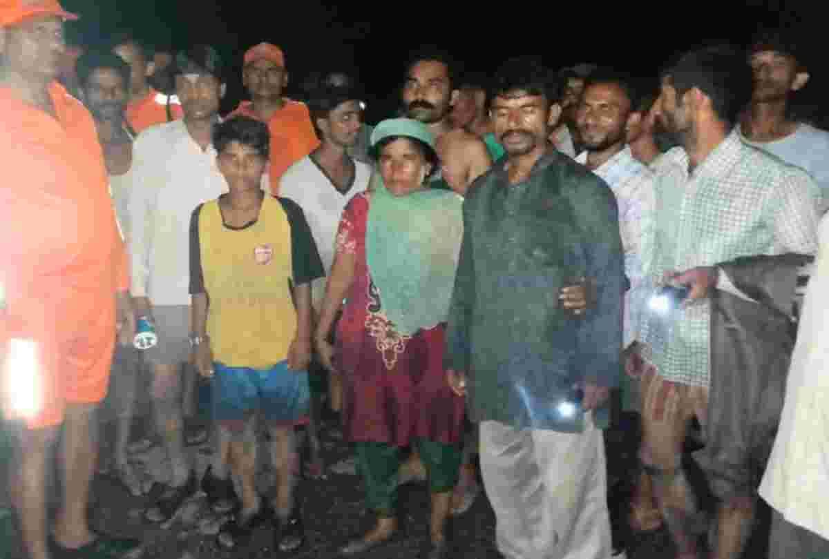 eight peoples rescued safely struck in giri river sirmour