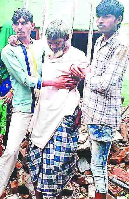 53 houses fall, 19 injured, child death due to rain