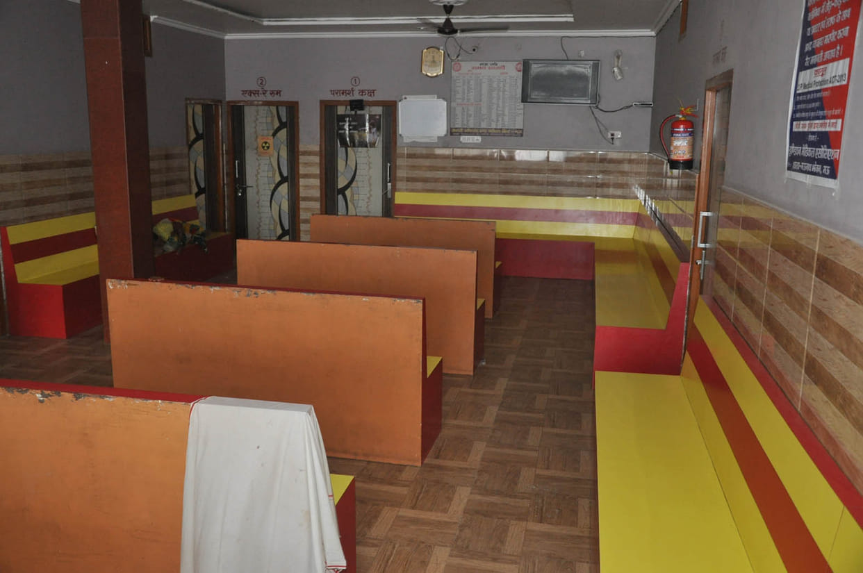 Closed private hospital, troubled patients